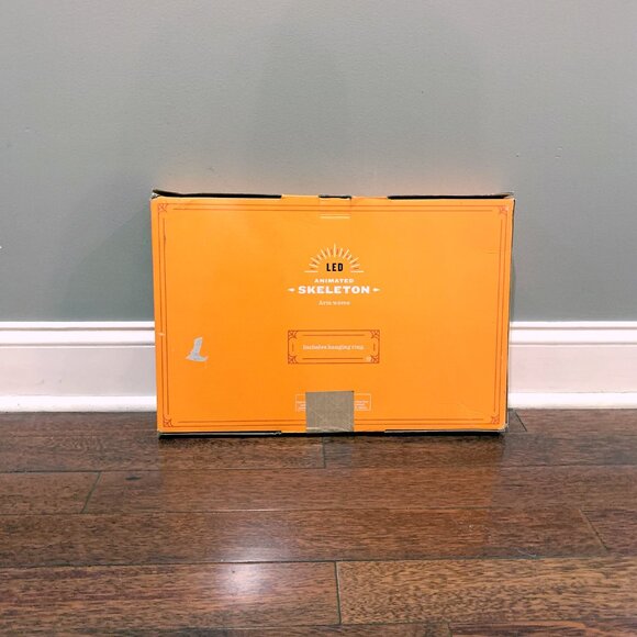 BUNDLE FOR BRITTANY  Hyde & Eek! Animated BAT & Skelly LED Light Halloween Signs - Picture 8 of 9